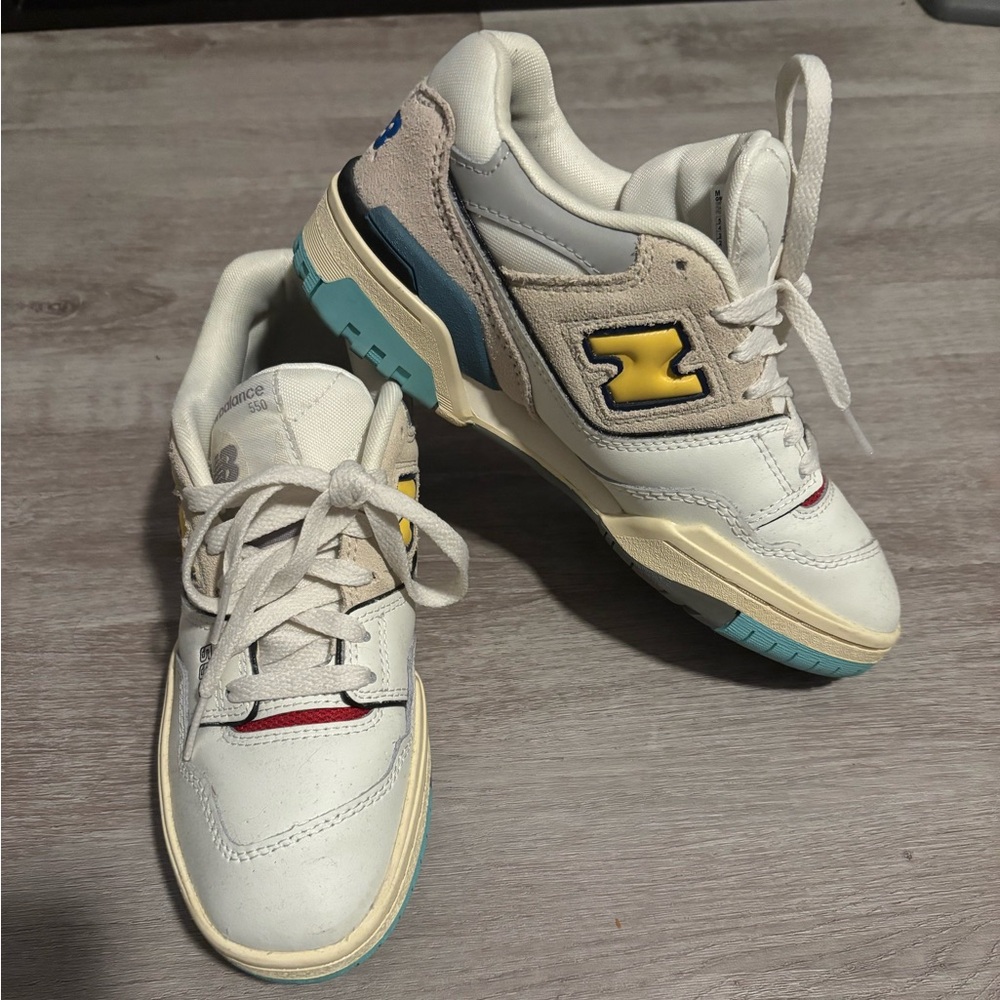 New Balance 550 Shoes